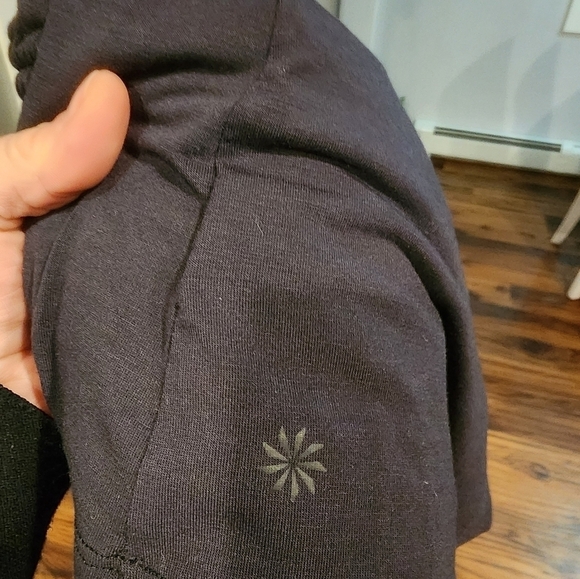 Athleta Air Cinch sleeveless Tank- top - Picture 5 of 7